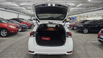 TOYOTA AURIS TS 1.6 ACTIVE TREND ČR 82tis km - 11
