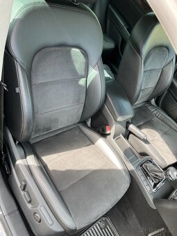 Škoda Superb 3.6i V6 4x4 - 2011 - 11