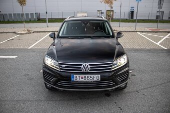 Volkswagen Touareg Executive 4Motion 3.0TDI V6 (2017-2019) - 11