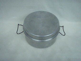 SKLÁDACÍ KEMPINGOVÁ SADA HRNCŮ - 7 v 1 - 11