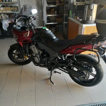 Honda  CBF 600 - 11
