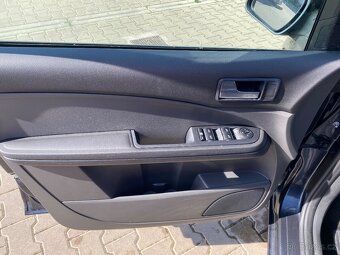 Ford C-Max - 11