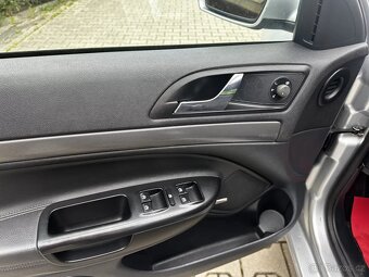 Škoda Octavia II 1.6 16V Facelift Kůže ALU kola Tažné - 11