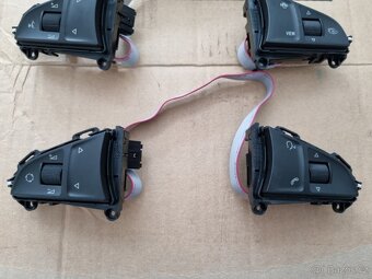 TLACIDLA NA MULTIFUNKCNY VOLANT OCTAVIA 3 SUPERB 3 KODIAQ - 11