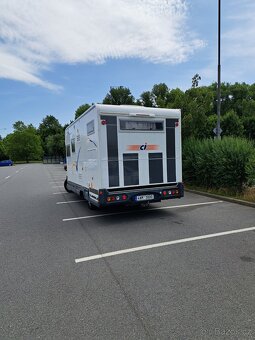 Obytný automobil Mercedes Sprinter automat - 11