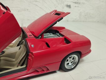 Lamborghini Diablo Roadster 1/18 Autoart - 11