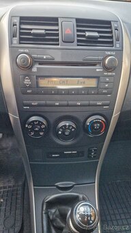 Toyota Corolla 1.3i 74kw, r.v. 2010, STK do 1/26 - 11