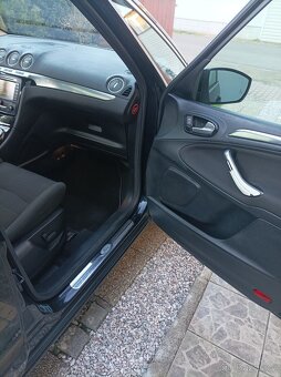 Prodám Ford S Max 2.0 TDCi  120 kW - 11