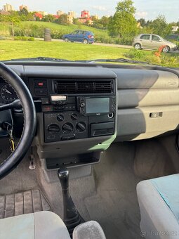 VW Multivan T4 2.0i LPG - 11