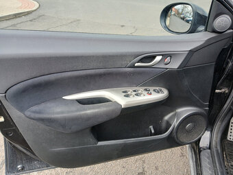 Honda Civic 1.4i Sport serviska - 11