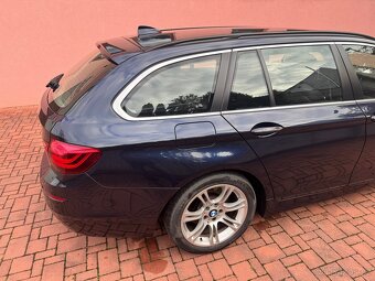 BMW 520xDrive F11 2017 - 11