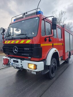 Mercedes 1224 automatic voda+pena Hasičske vozidl hasičský - 11