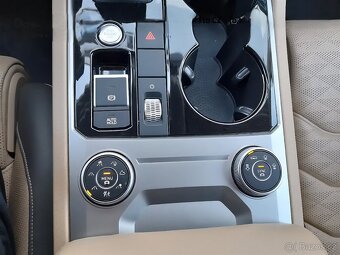 Volkswagen Touareg Atmosphere 210kw, 148 tis km - 11