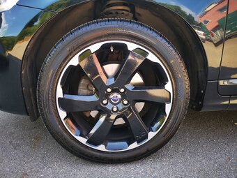 Volvo XC60 3.0 T6 242kW R-Design Summum AWD ČR - 11