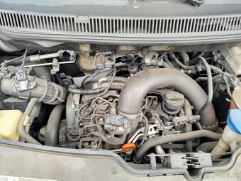 VW Transporter T5 2.0 TDI dlouhý, vysoký - 11