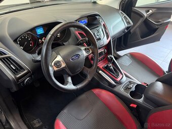 FORD FOCUS 1.6 110 kW BENZÍN 6MT SPORT PAKET 2012 - 11