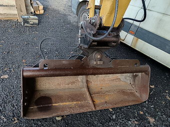 Pásový Bagr CAT 307 B - 11