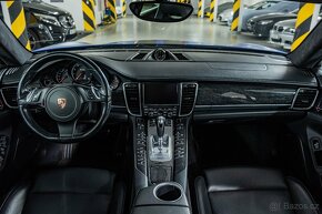 Porsche Panamera Turbo, Chrono, Burmester, folie - 11
