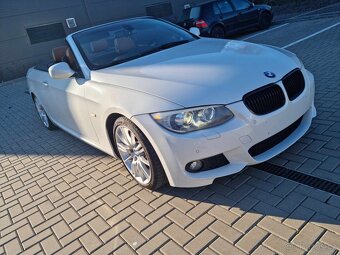 BMW E93 330I LCI 6st Manuál Tovární M Paket - 11