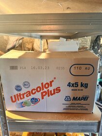 Spárovací hmota Mapei Ultracolor Plus - 11