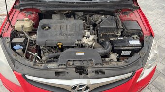 Hyundai i30 1.6 CRDi 66 kW, r.v. 2011, nafta, 193 tis. km - 11