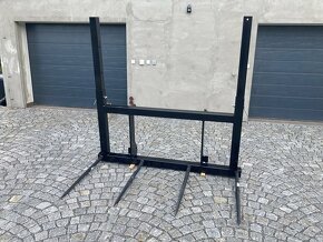 Nosič balíků na manipulátor/vidle na balíky/sklopné hroty - 11