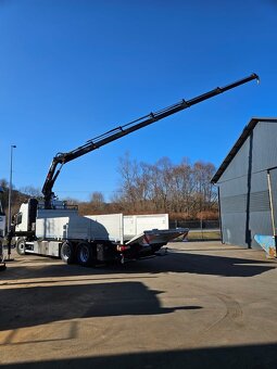 Volvo FMX s jeřábem HIAB - 11