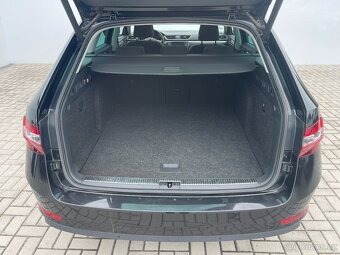 Škoda Superb combi 2.0 TDI / 110 kW DSG Style - 11
