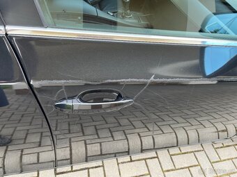 BMW E60 530i (dvě sady pneu) - 11