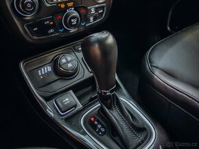 Jeep Compass 1.3 PHEV AT Limited DPH - 11