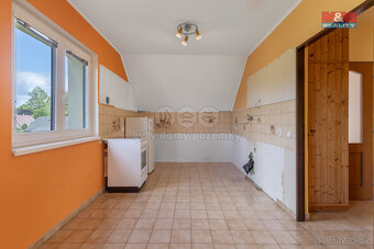 Prodej rodinného domu, 145 m², Lichnov - 11