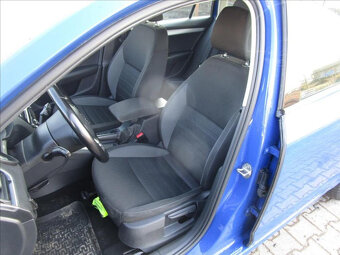 Škoda Octavia 2,0 TDI DSG,1.MAJITEL ČR - DPH - 11