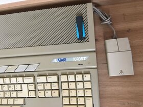 Historický počítač Atari 1040 STF + GoTek Floppy Emulator - 11