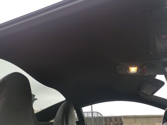 Peugeot RCZ 1.6 TURBO 147kw - TOP STAV-MAX VÝBAVA - 11