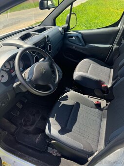 Peugeot Partner Tepee 1.6 VTi 2010 - 11