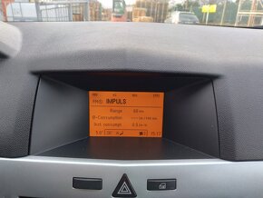 Opel Astra Caravan 1.7 CDTI KLIMA,ČR,ŠPATNÁ SPOJKA - 11
