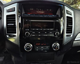 MITSUBISHI PAJERO 3.2DiD 140KW 2016 1 MAJITEL-XENON- NAVIJÁK - 11