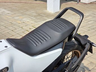 Husqvarna Vitpilen 401, servisní knížka, zrcátka - 11