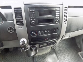 Prodám MERCEDES-BENZ Sprinter 2,2 CDi 6MÍST - 11