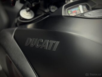 Ducati Diavel Carbon Testatretta V2 1200cm3 - 11