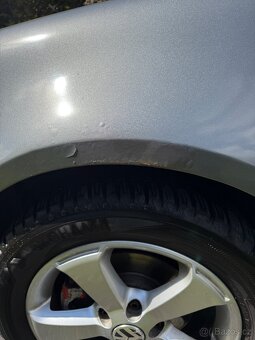 VW Golf V 1.9 TDI  r. 2007 – na opravu nebo na náhradní díly - 11