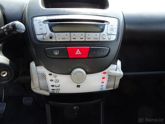 Peugeot 107 1,0 i - 11
