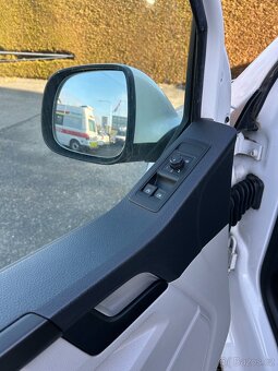 VW T6 2.0 TDI Sanitní vůz 4x4 - 11