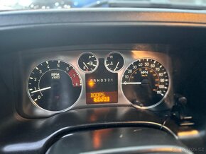 2009 Hummer H3T pickup - 11