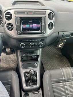 Volkswagen Tiguan 5N - 11