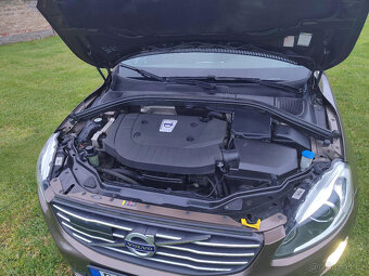 VOLVO XC 60 AWD D5 - 11