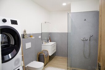 Prodej rodinného domu 147 m², pozemek 595 m² Horky - 11