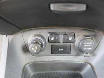 Prodám Kia Rio 1.4 i 71 kW - 11