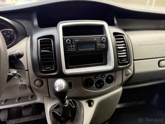 RENAULT TRAFIC  2.0dci  9 mist Odpočet DPH - 11
