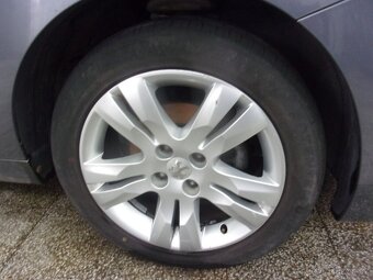 Peugeot 5008 1,6 hdi AUT.-Kroupy - 11
